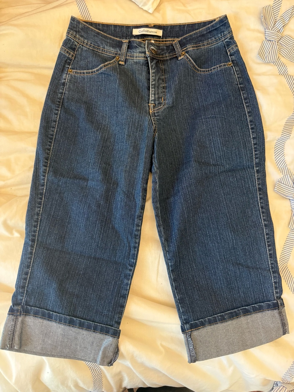Capri Foldover Jeans (Size 6)